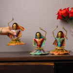 metal dancing ladies (1)