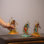 metal dancing ladies (2)