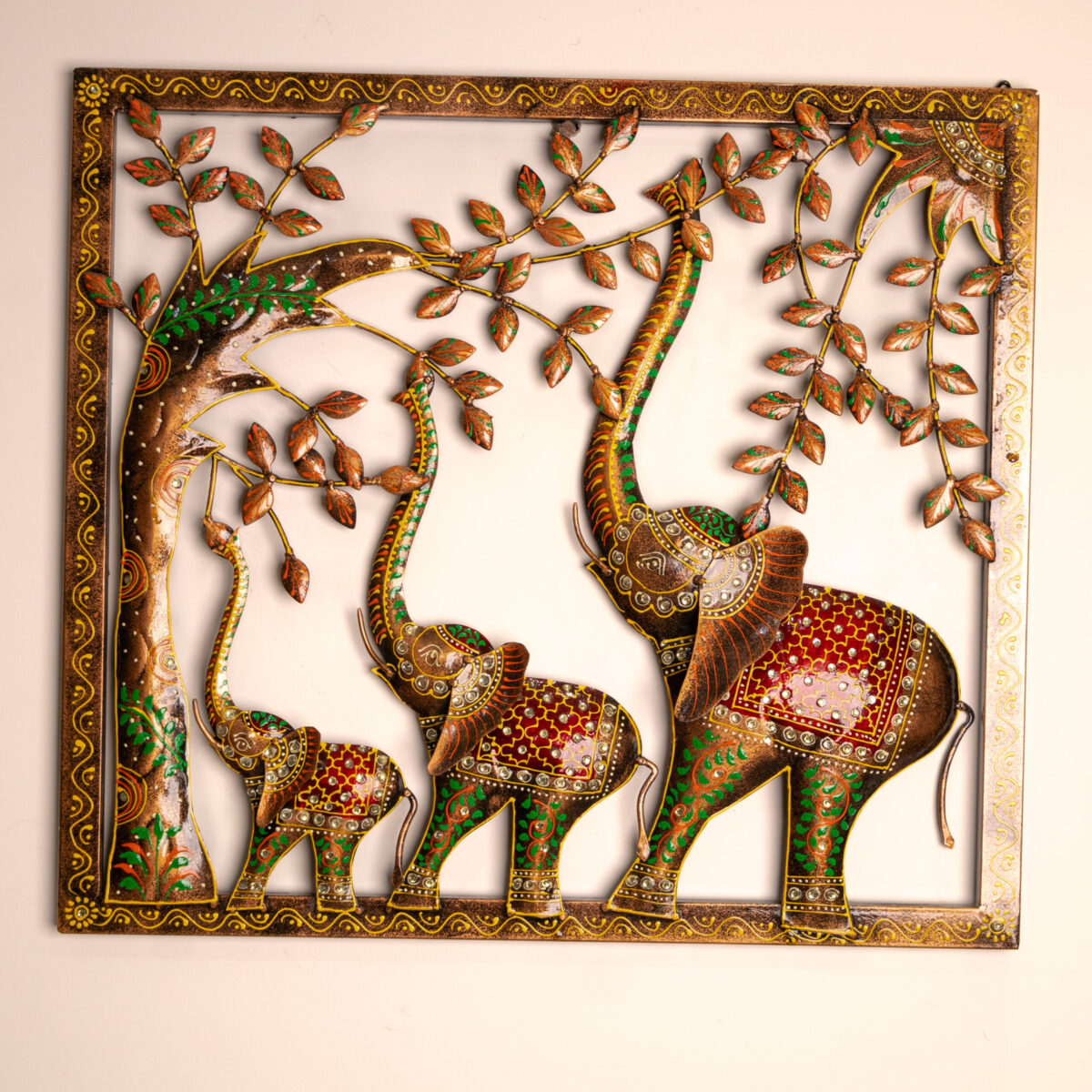 metal elephant wall frame (2)