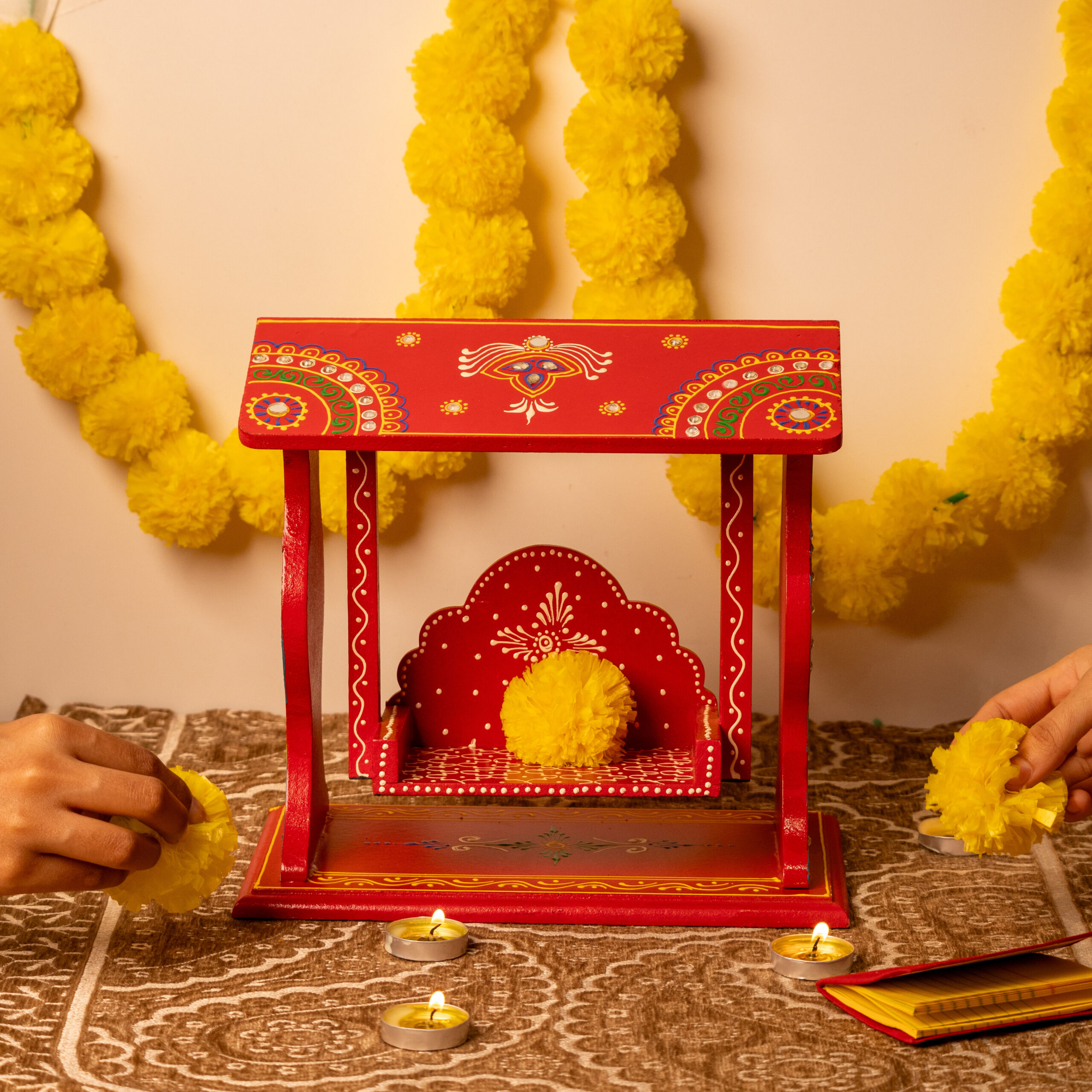 wooden jhopadi jhula (2)