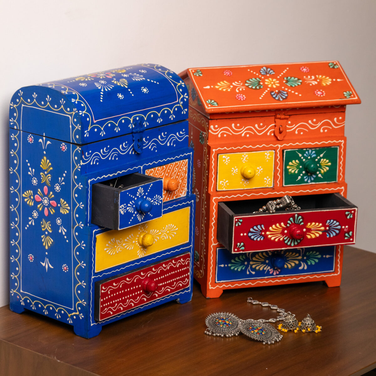 wooden painting & jewellery drawer (1)