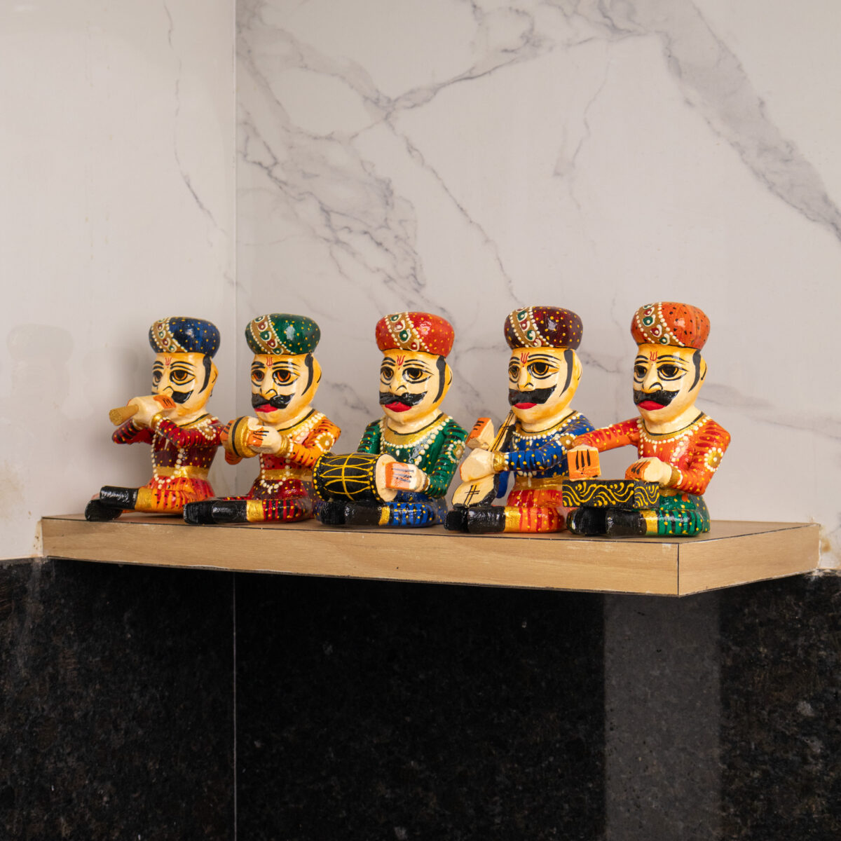 wooden rajasthani musician (3)