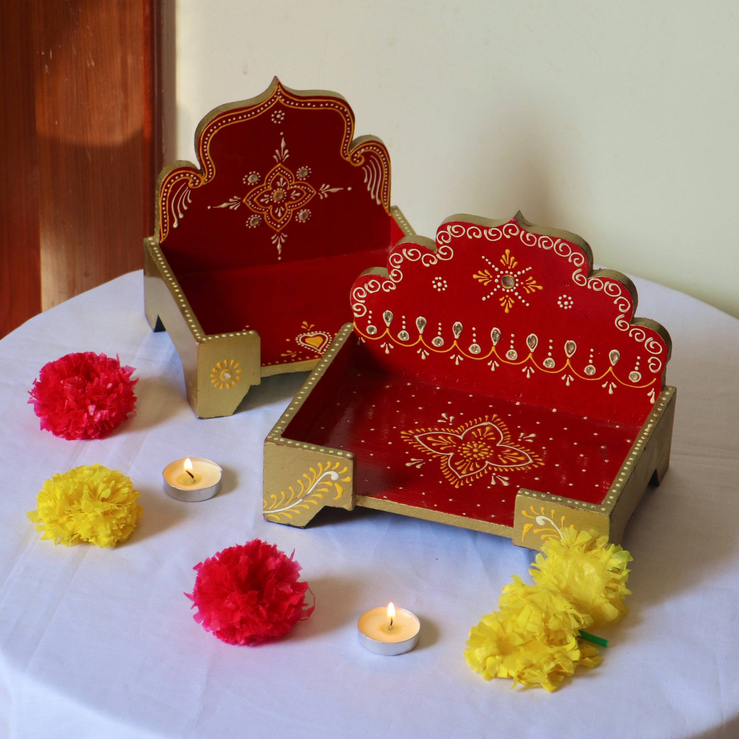 wooden sinhasan diety big and small (2)